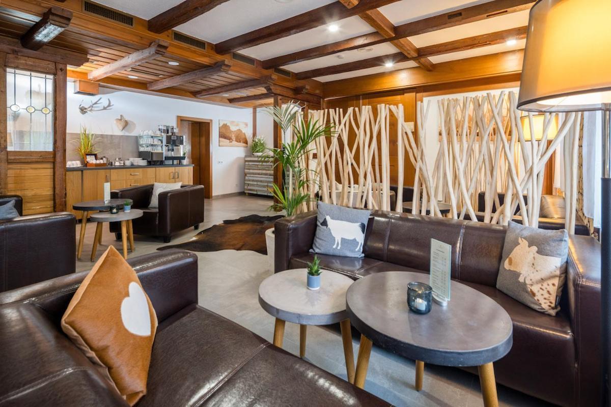 Neo Hotel Linde Esslingen اسلنغن المظهر الخارجي الصورة
