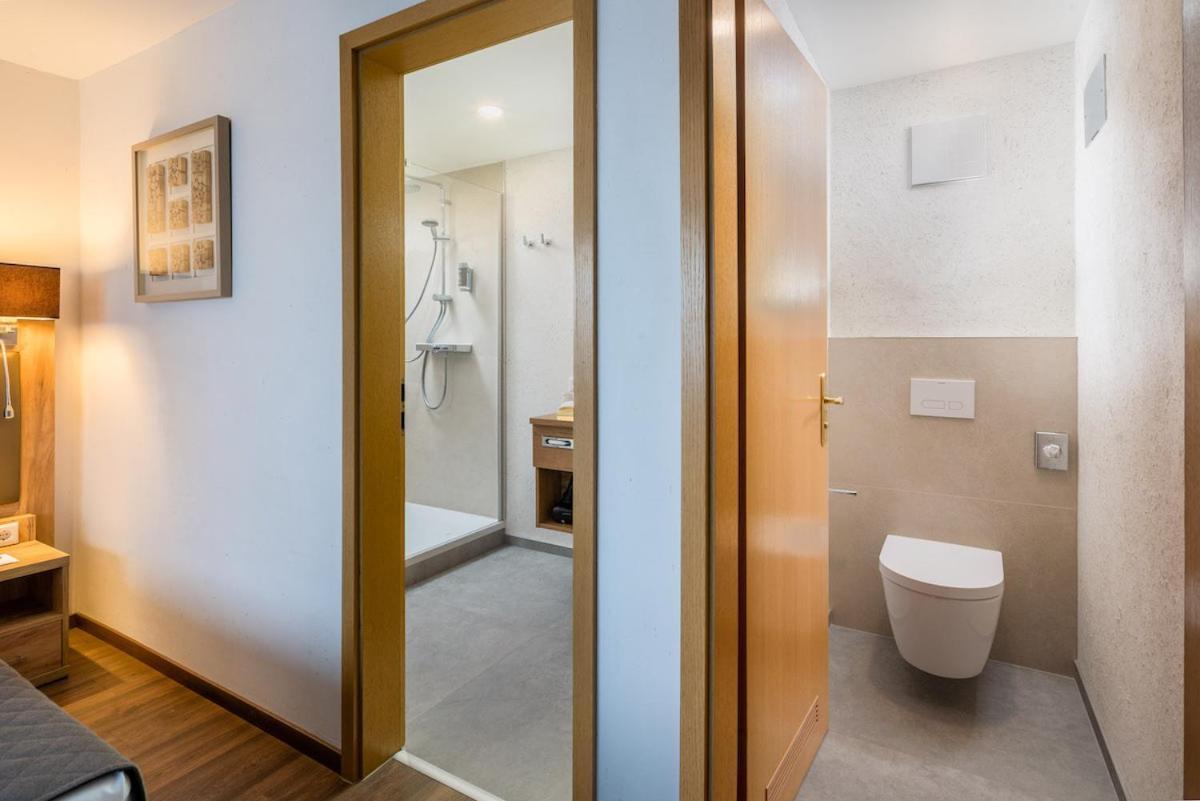 Neo Hotel Linde Esslingen اسلنغن المظهر الخارجي الصورة